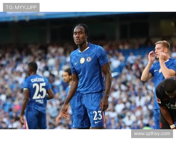 切尔西防线磨合仍不稳定,球队稳定性面临考验,对赛季走势形成制约 切尔西防线磨合仍不稳定,球队稳定性面临考验,对赛季走势形成制约